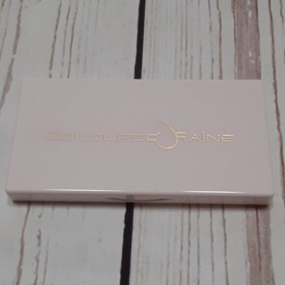 BNIB Coloured Palette  - Picture 7 of 8